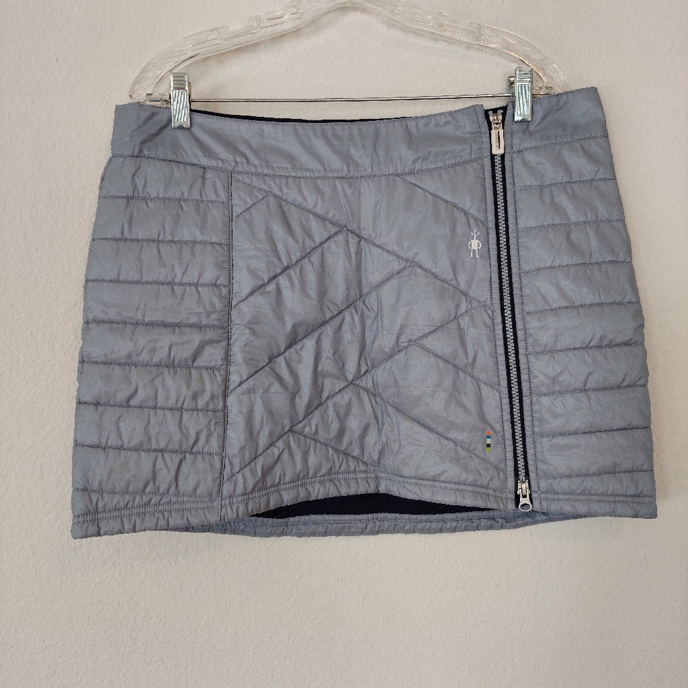 Smartwool Gray Quilted Mini Skirt with Side Zip Detail